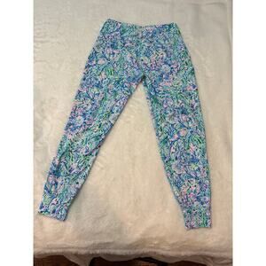 Lilly Pulitzer Colorful Weekender Sea Turtle Print Leggings in Green and Pink